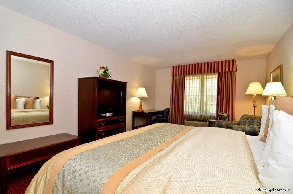 Best Western Plus Morristown Inn-Florham Park Værelse billede