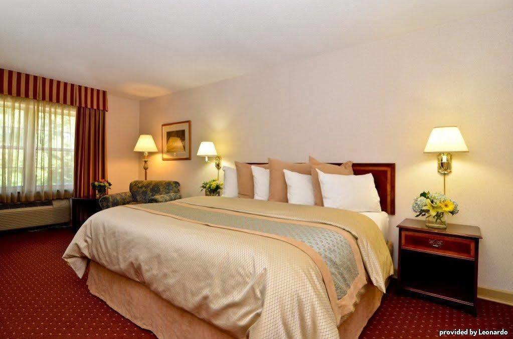 Best Western Plus Morristown Inn-Florham Park Værelse billede